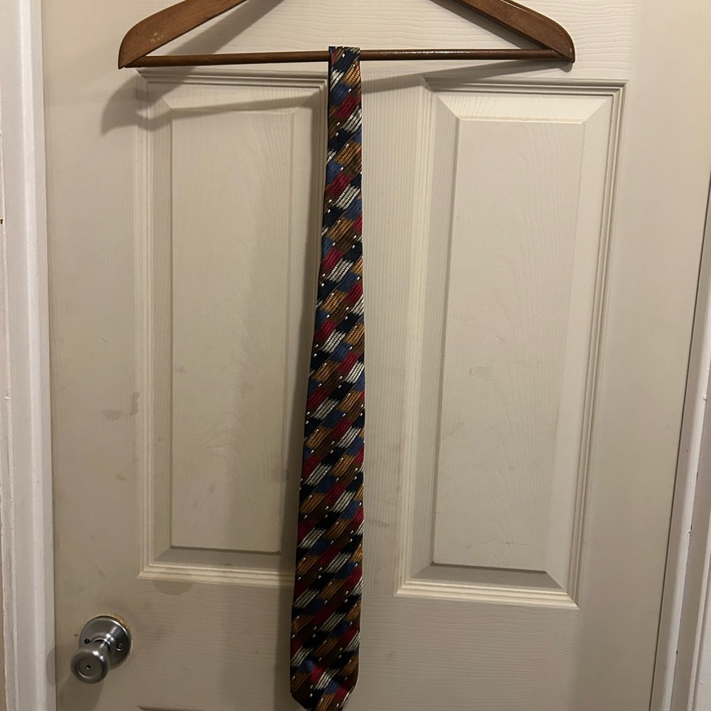 The DeSantis Collection Multicolor herringbone Striped Tie with white dots